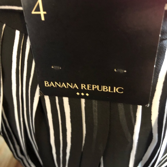 Banana Republic Black White Pleated Skirt Sz 4 NWT - Picture 5 of 7